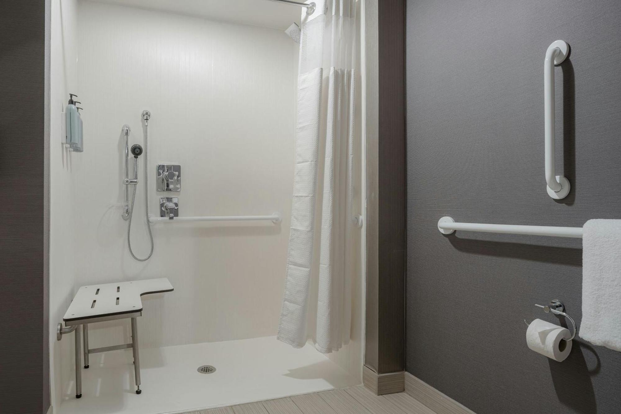 Hotel Courtyard By Marriott Downtown 3*