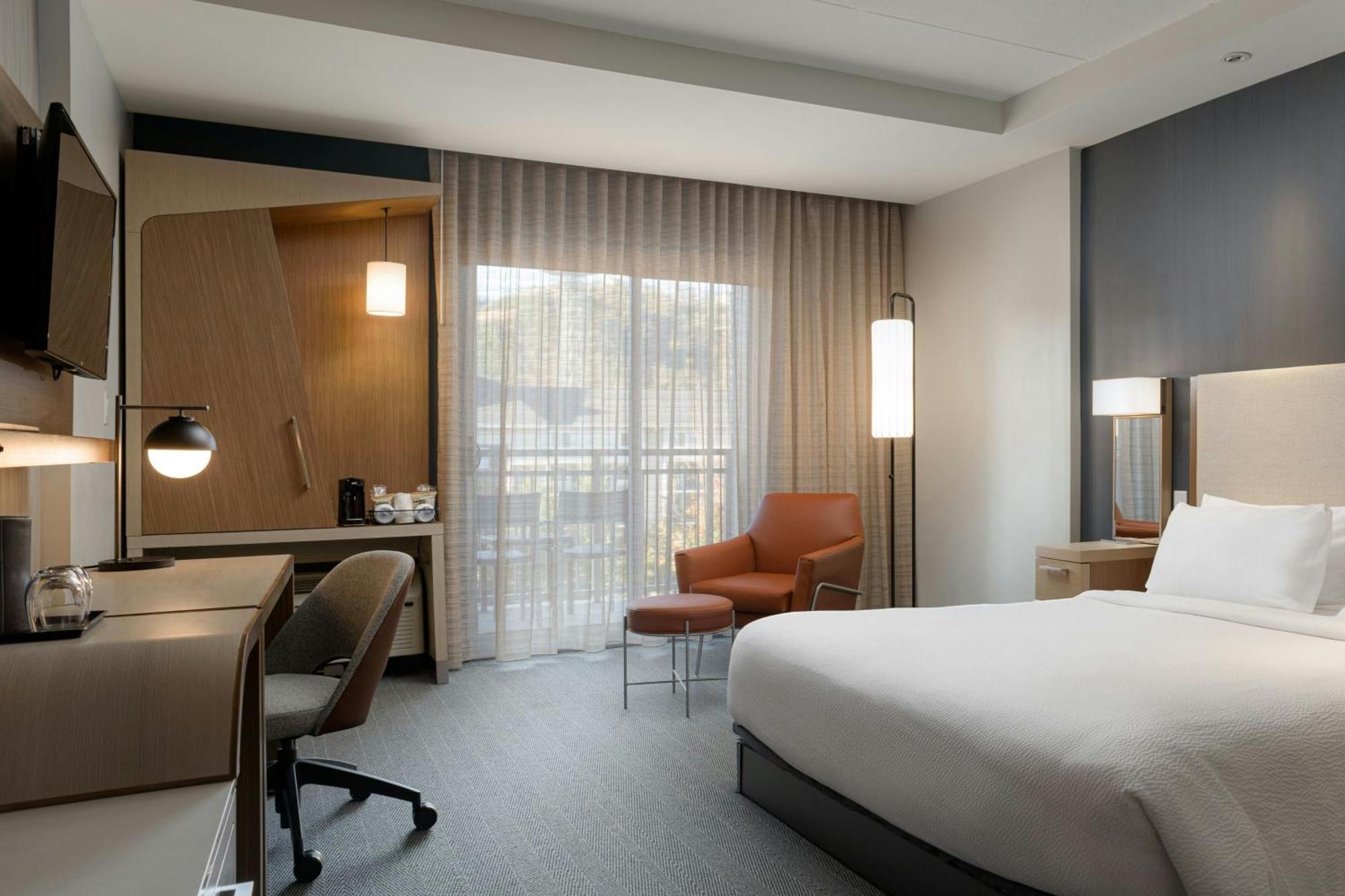 Hotel Courtyard By Marriott Downtown