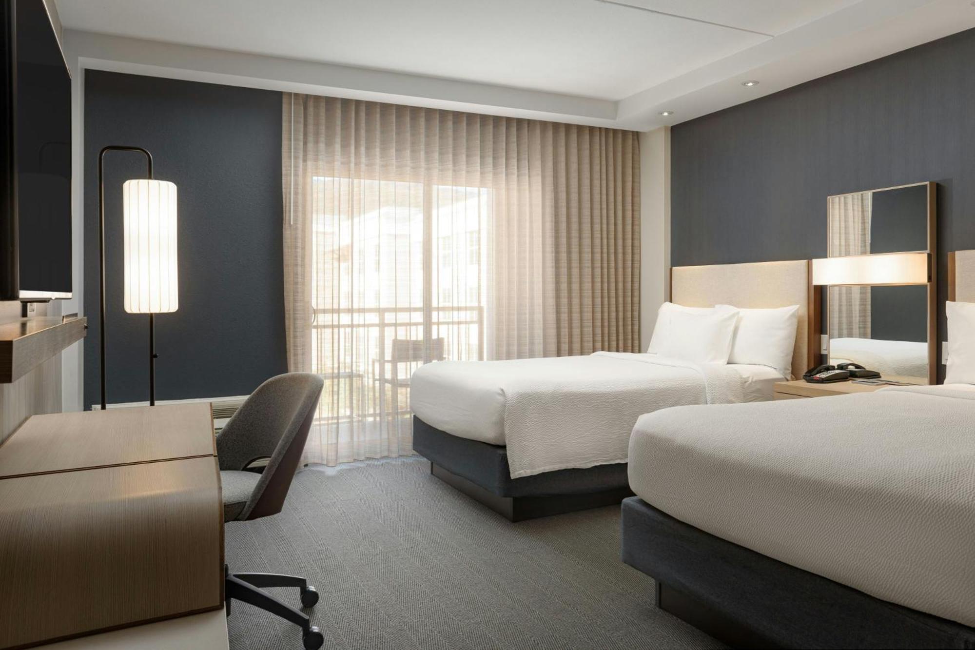 Hotel Courtyard By Marriott Downtown 3*