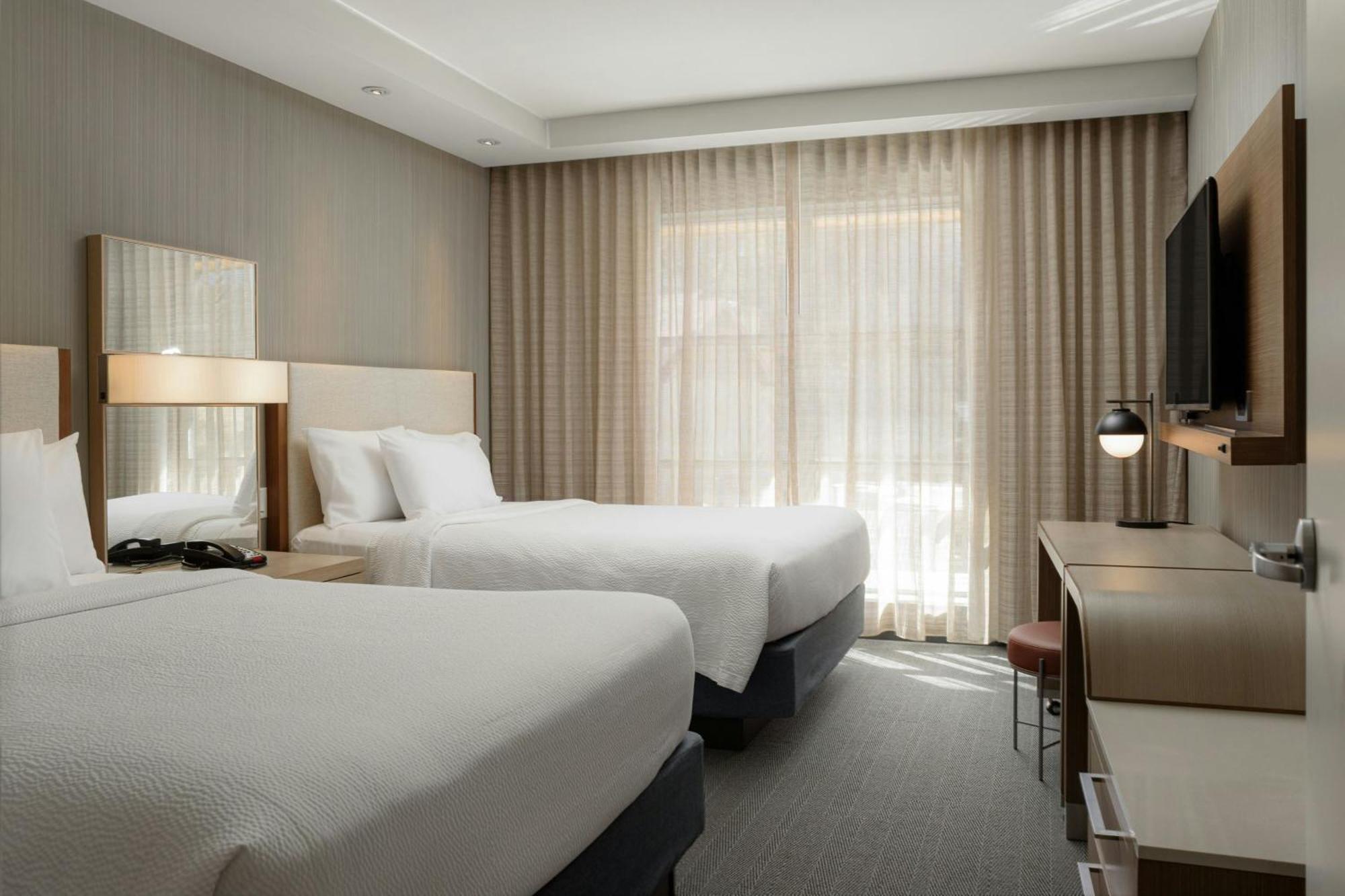 Courtyard By Marriott Downtown Hotel Gatlinburg