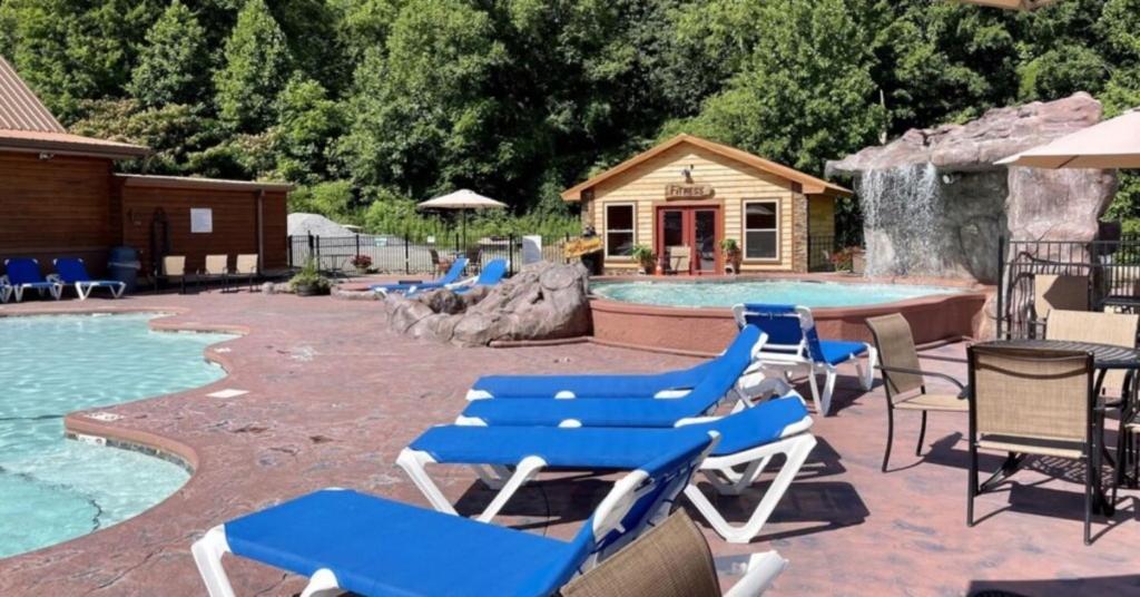 Moondance Cabin-enjoy Your Journey To The Smokies! Holiday home