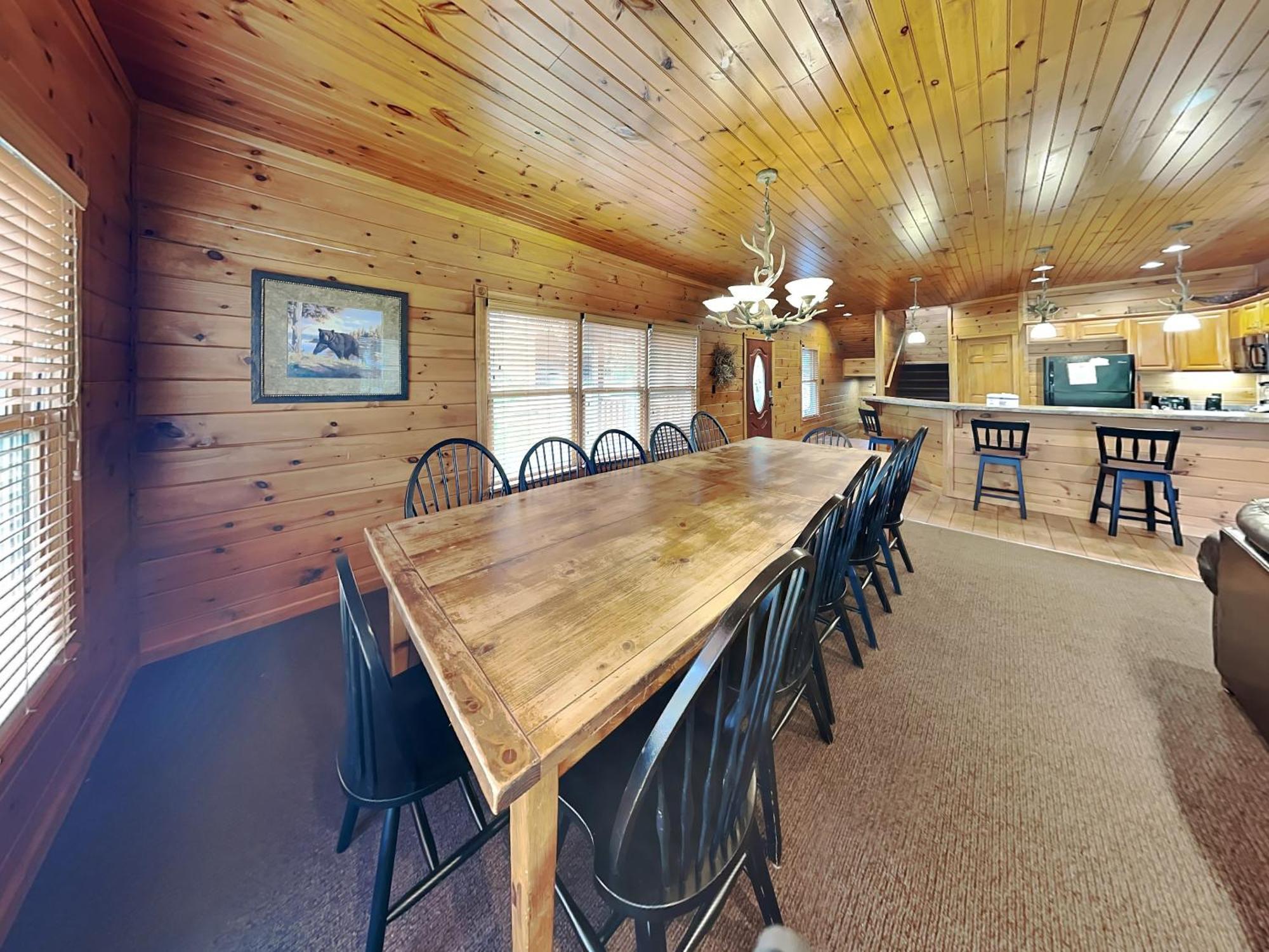 The Great Escape Ii, 5 Bedrooms, Sleeps 17, Game Room, Pool Access, Theater * Gatlinburg
