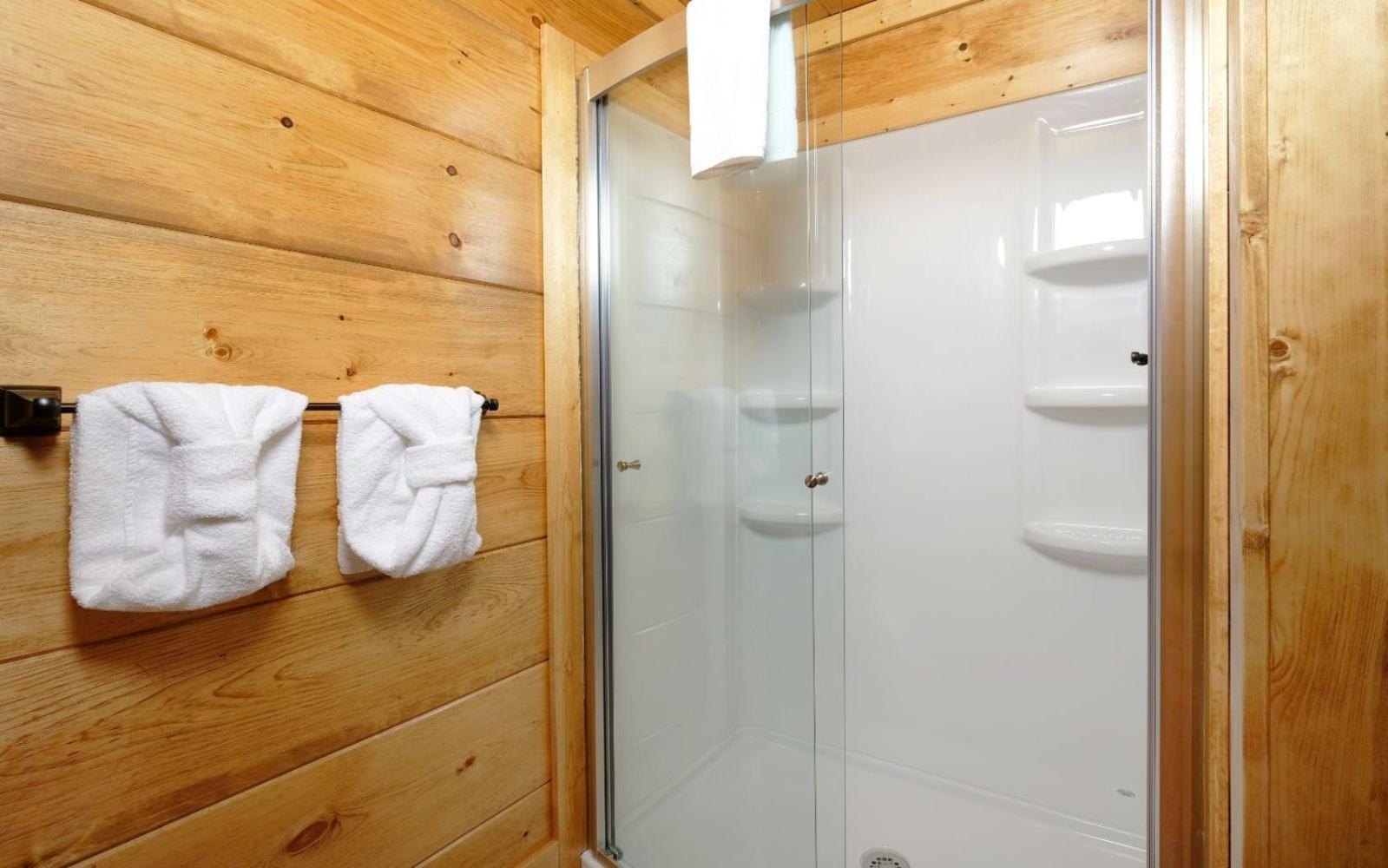 Holly Ridge Hideaway Villa *