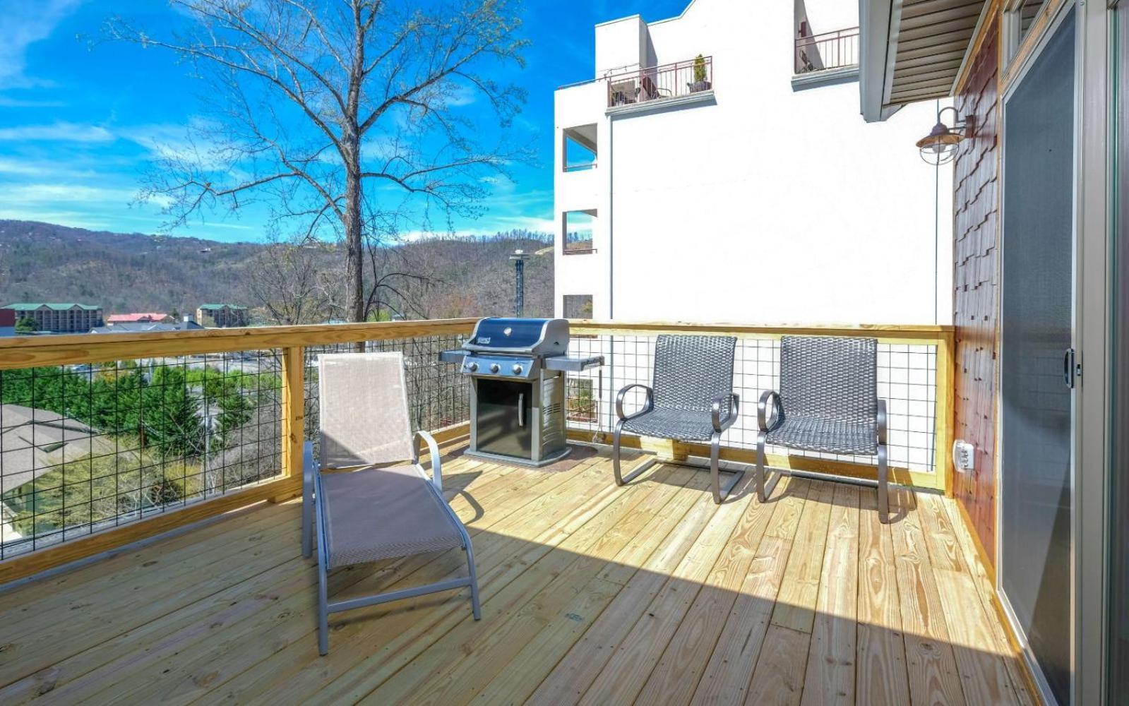 Holly Ridge Hideaway Villa