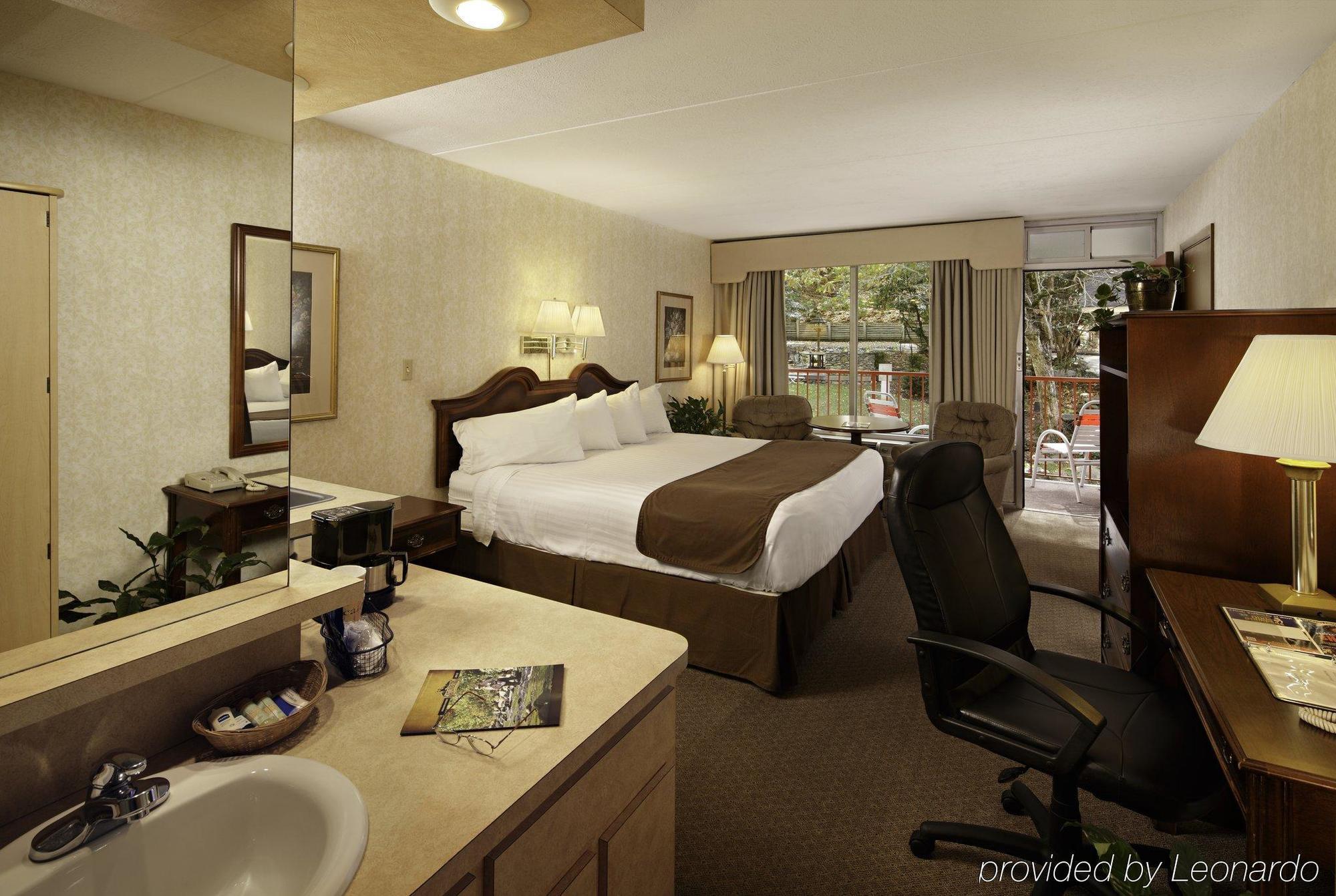 Inn Zoders And 2*