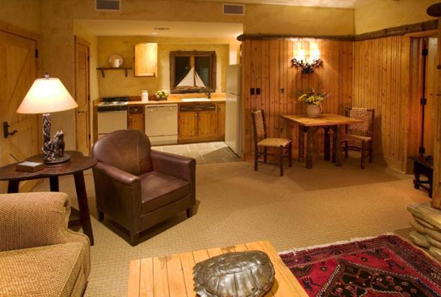 Lodge The At Buckberry Creek *