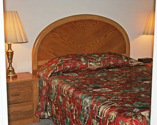 Resort Laurel Point 3*