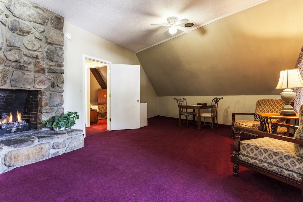 Hotel Four Seasons Motor