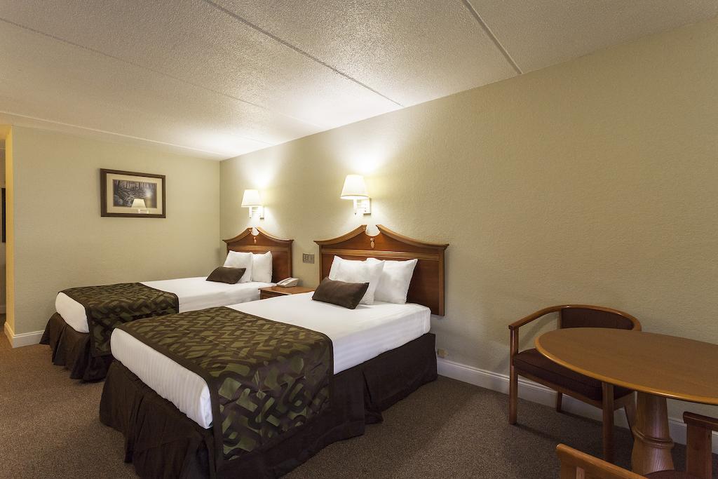 Four Seasons Motor Gatlinburg