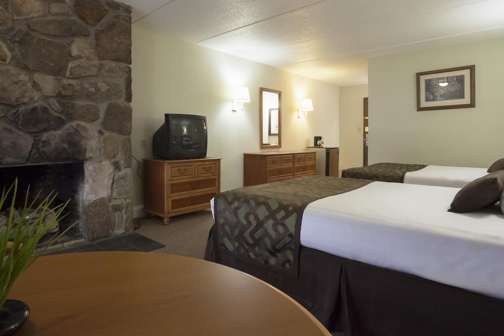 Hotel Four Seasons Motor