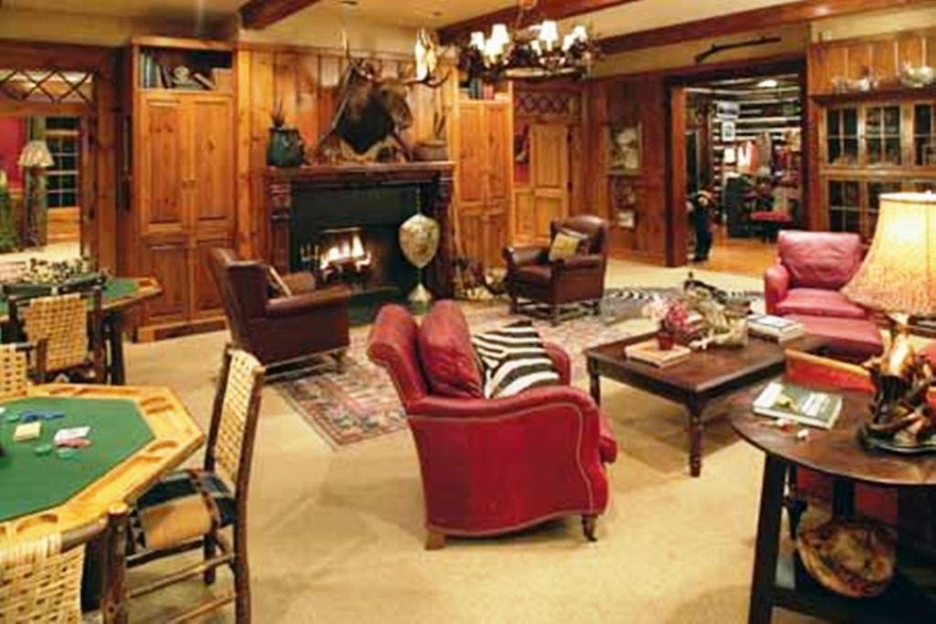 The At Buckberry Creek * Gatlinburg