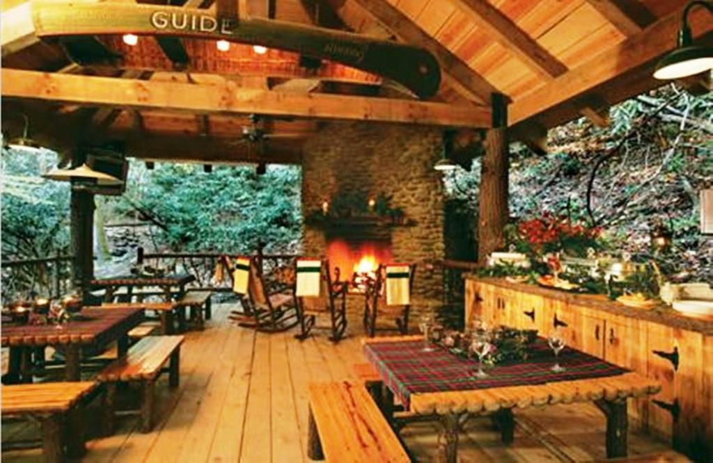 The At Buckberry Creek Lodge