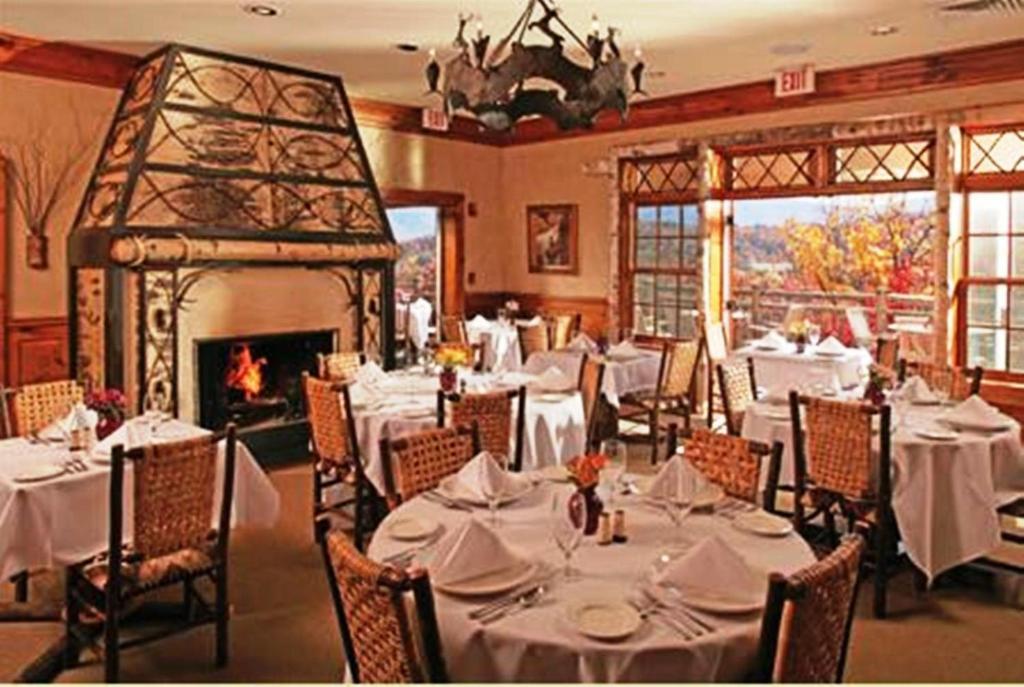 The At Buckberry Creek *