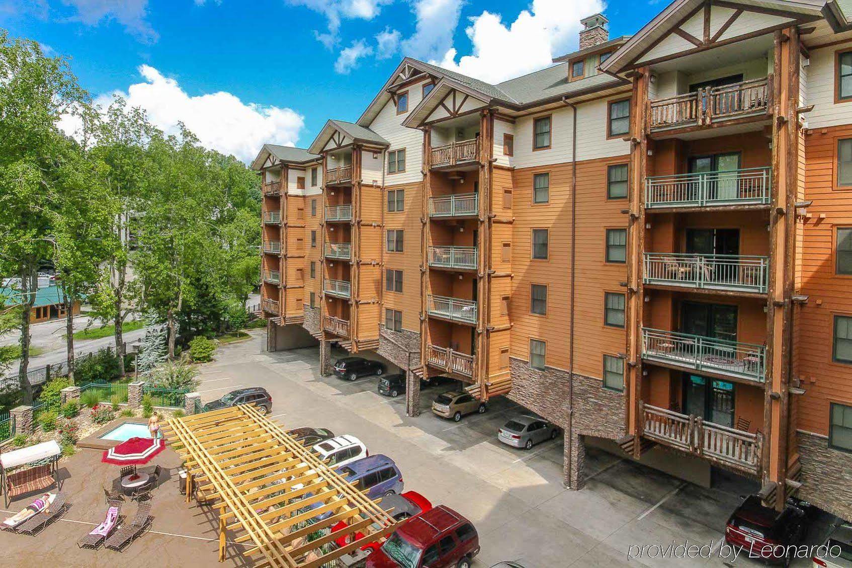 Baskins Creek Apartment *
