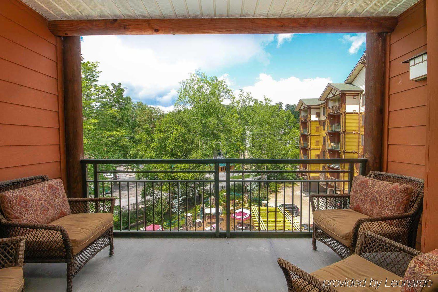 Baskins Creek Apartment *