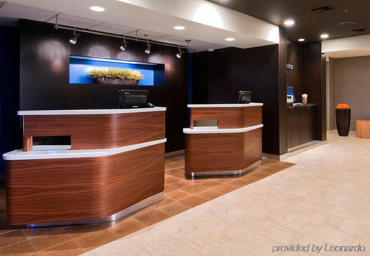Courtyard By Marriott Downtown Hotel 3*