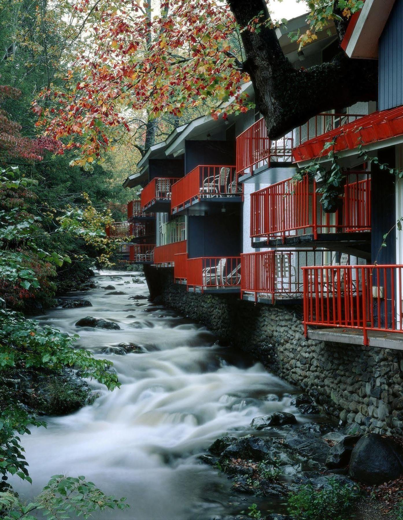 Inn Zoders And
