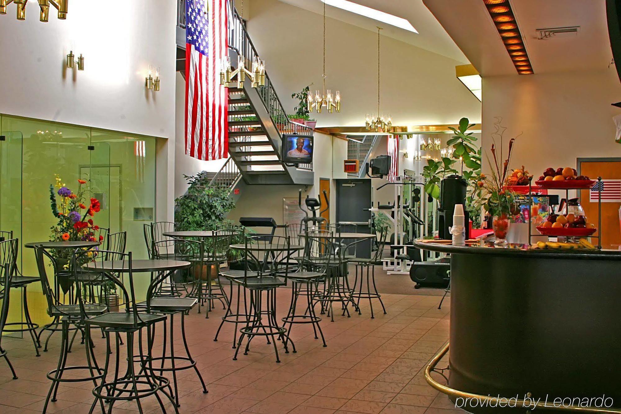 Inn Zoders And