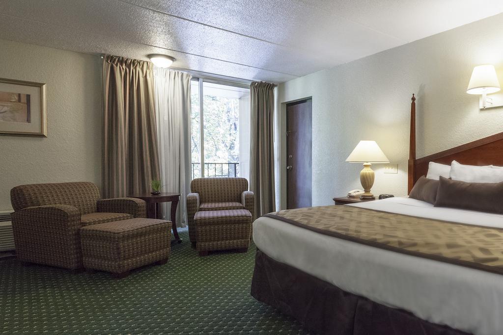 Hotel Four Seasons Motor Gatlinburg