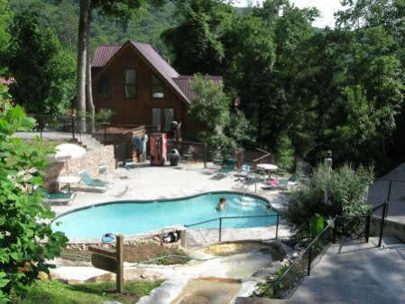 Mountain Shadows Holiday park 4*
