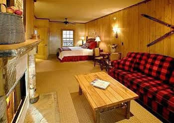 Lodge The At Buckberry Creek Gatlinburg