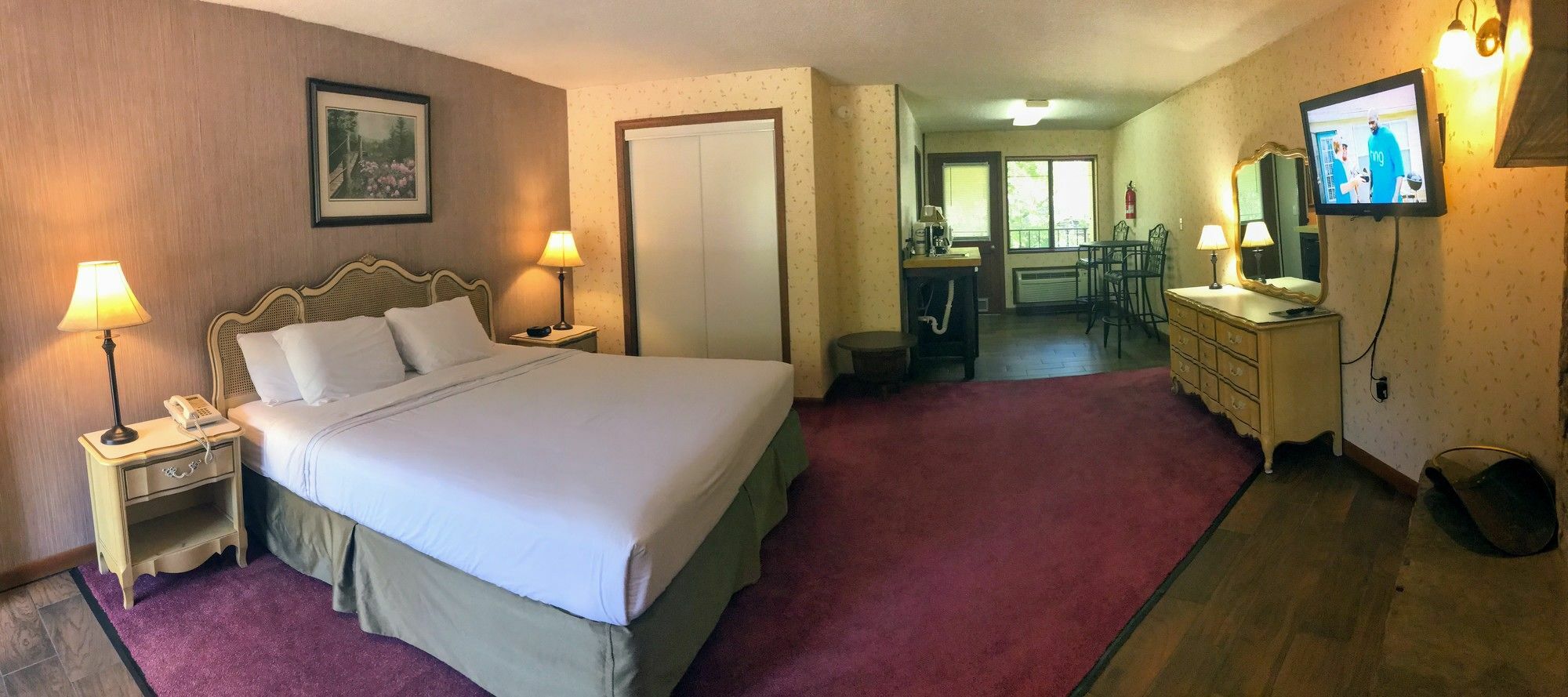 Brookside Hotel