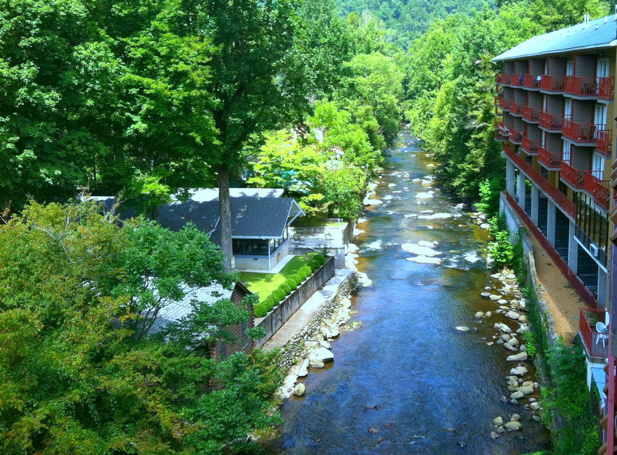 Baymont By Wyndham On The River Hotel 2*