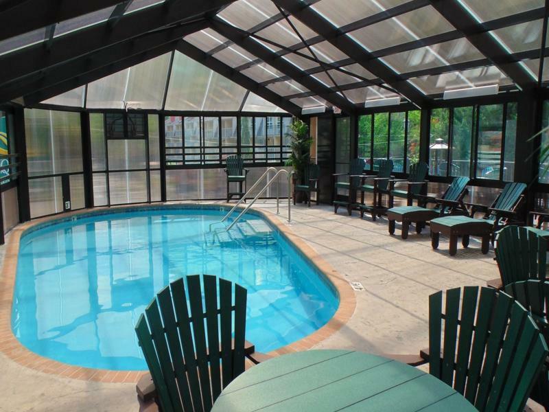 Baymont By Wyndham On The River Hotel