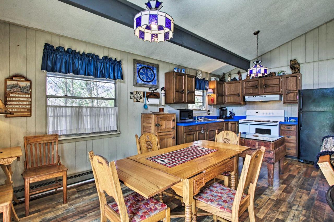 Holiday home Quiet With Mountain Views About 3 Mi To Gatlinburg