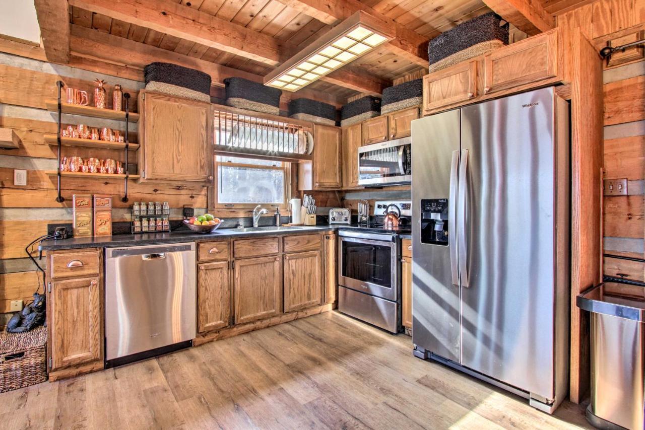 Panoramic-view With Private Hot Tub * Gatlinburg