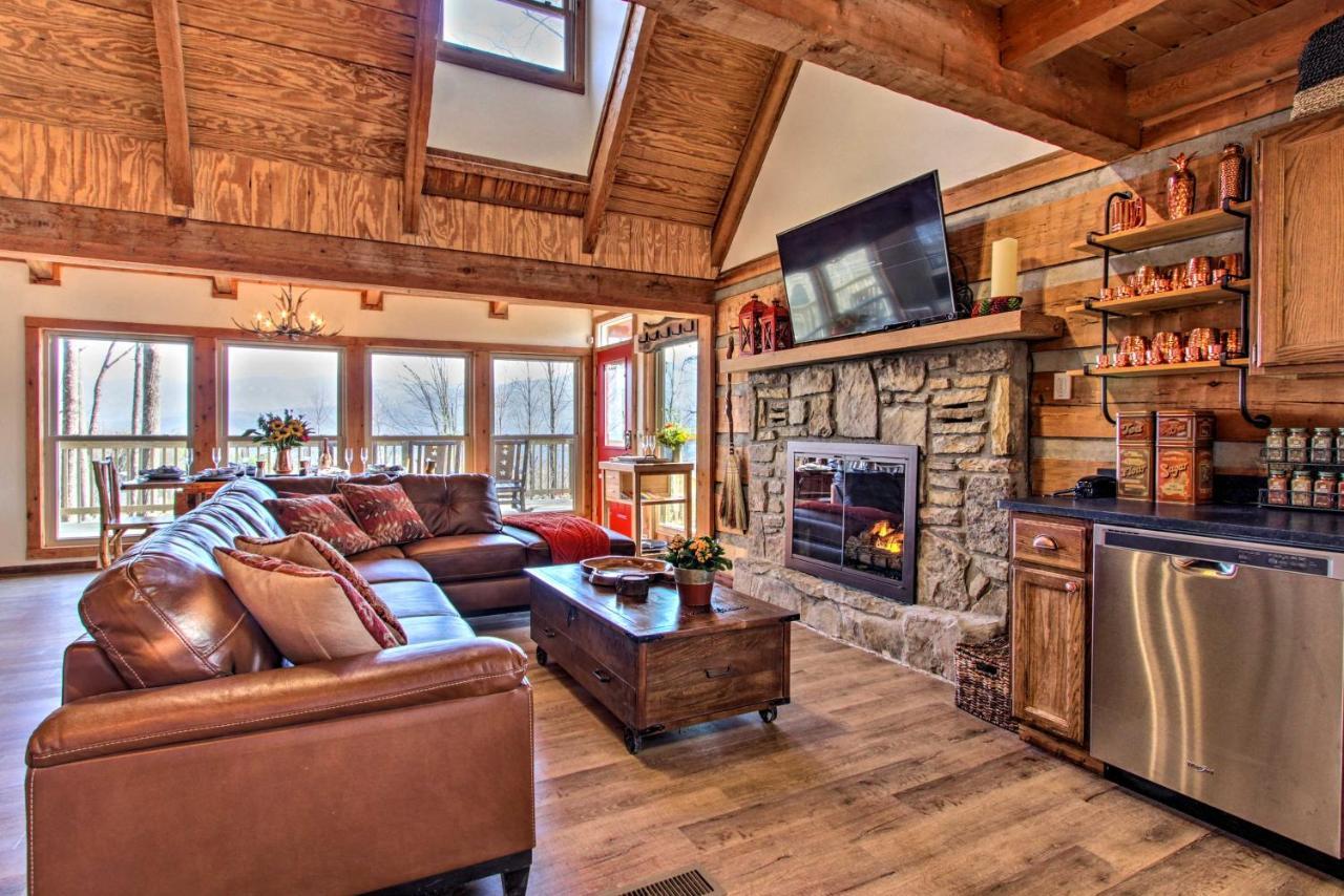 Panoramic-view With Private Hot Tub * Gatlinburg
