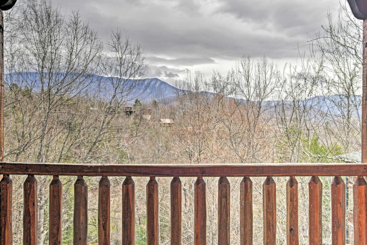 With Pool Access About 3 Mi To Downtown Gatlinburg