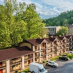 Super 8 By Wyndham Downtown Gatlinburg At Convention Center