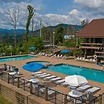 Mins To Gburg Sleeps 8 Hot Tub Arcade Area Pool