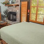 Gatlinburg Town Square By Exploria Resorts