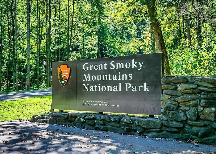 Breathtaking Views Of The Smokies, 3 Mins To Gatlinburg