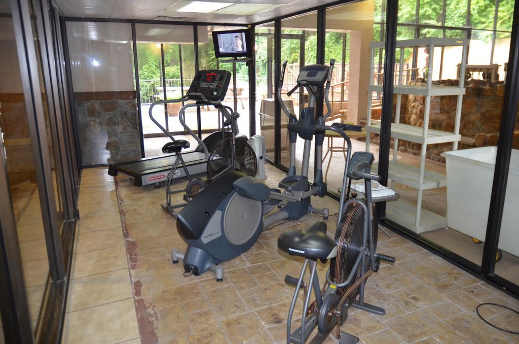 Hotel Edgewater And Conference Center Gatlinburg