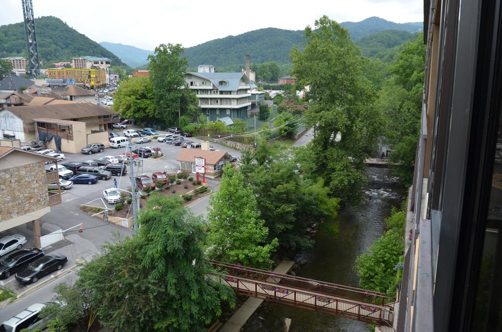 Edgewater And Conference Center Hotel Gatlinburg