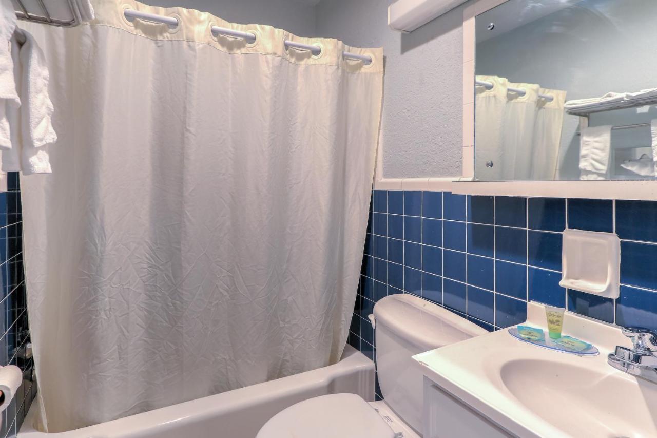 Belle Aire - Downtown Convention Center - Motel 2*