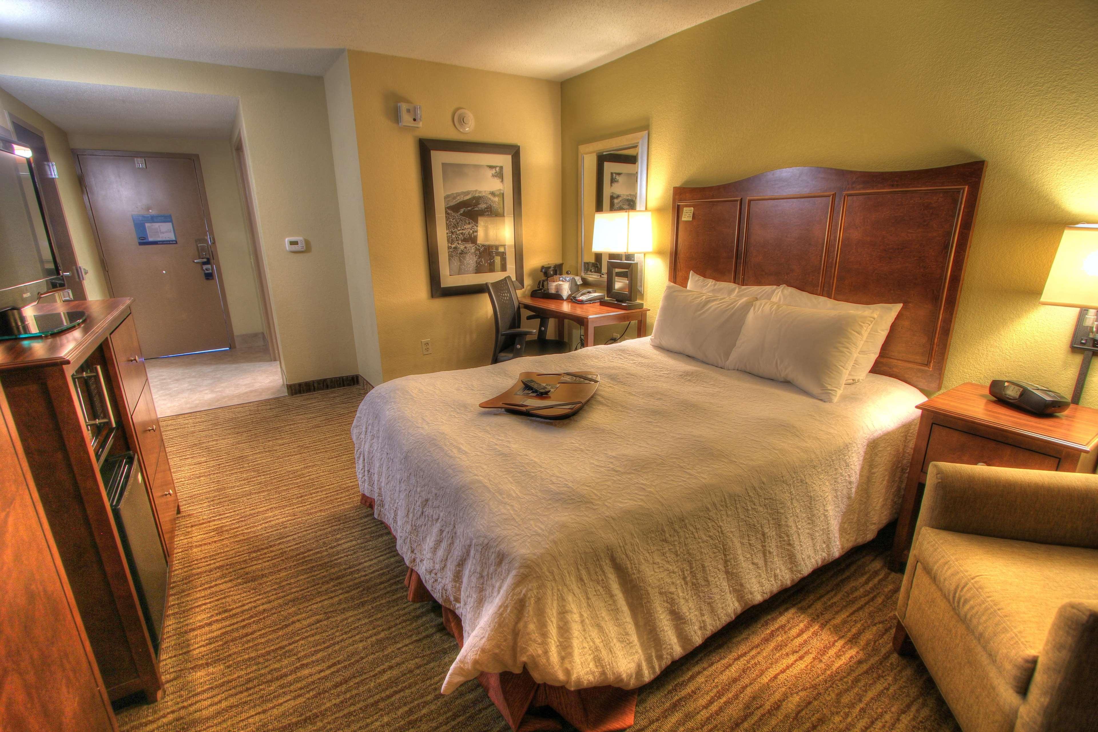 Hotel Hampton 3*