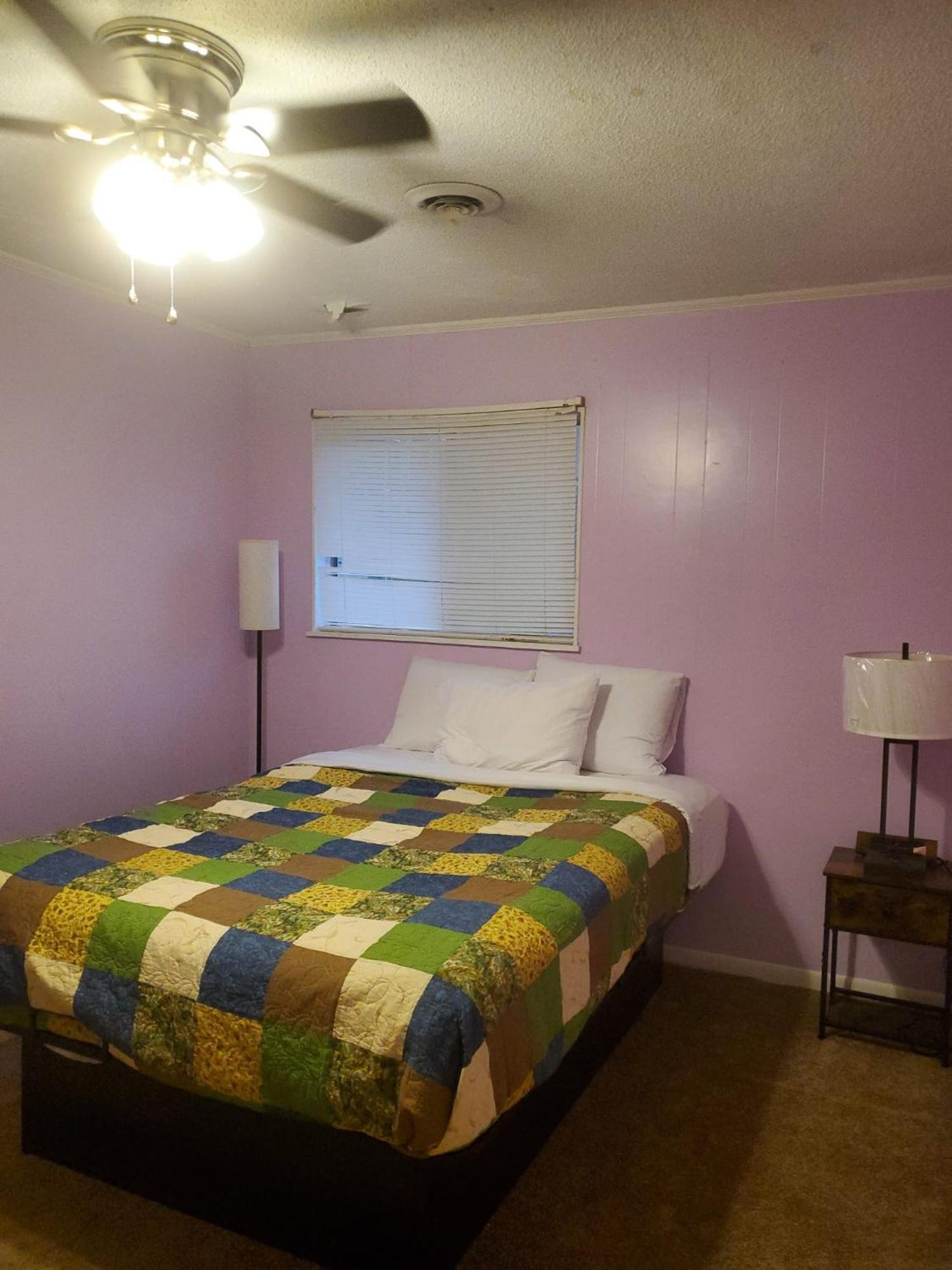 Timber Ridge Hotel *