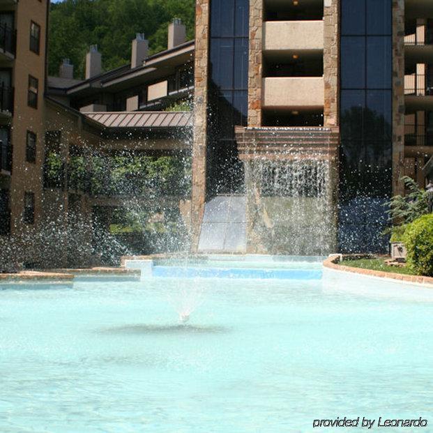Resort Town Square By Exploria Gatlinburg