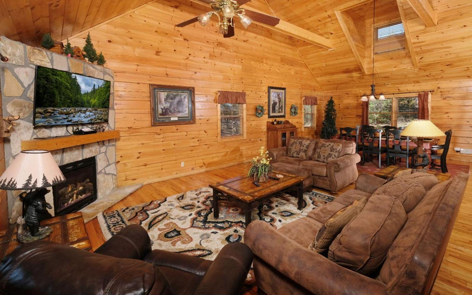 Bear Tracks Villa *