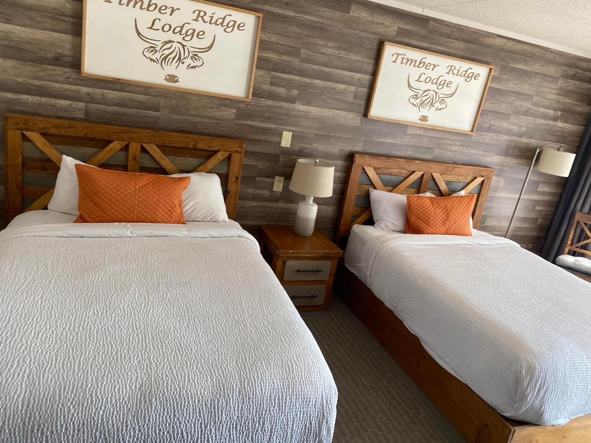 Timber Ridge Hotel *