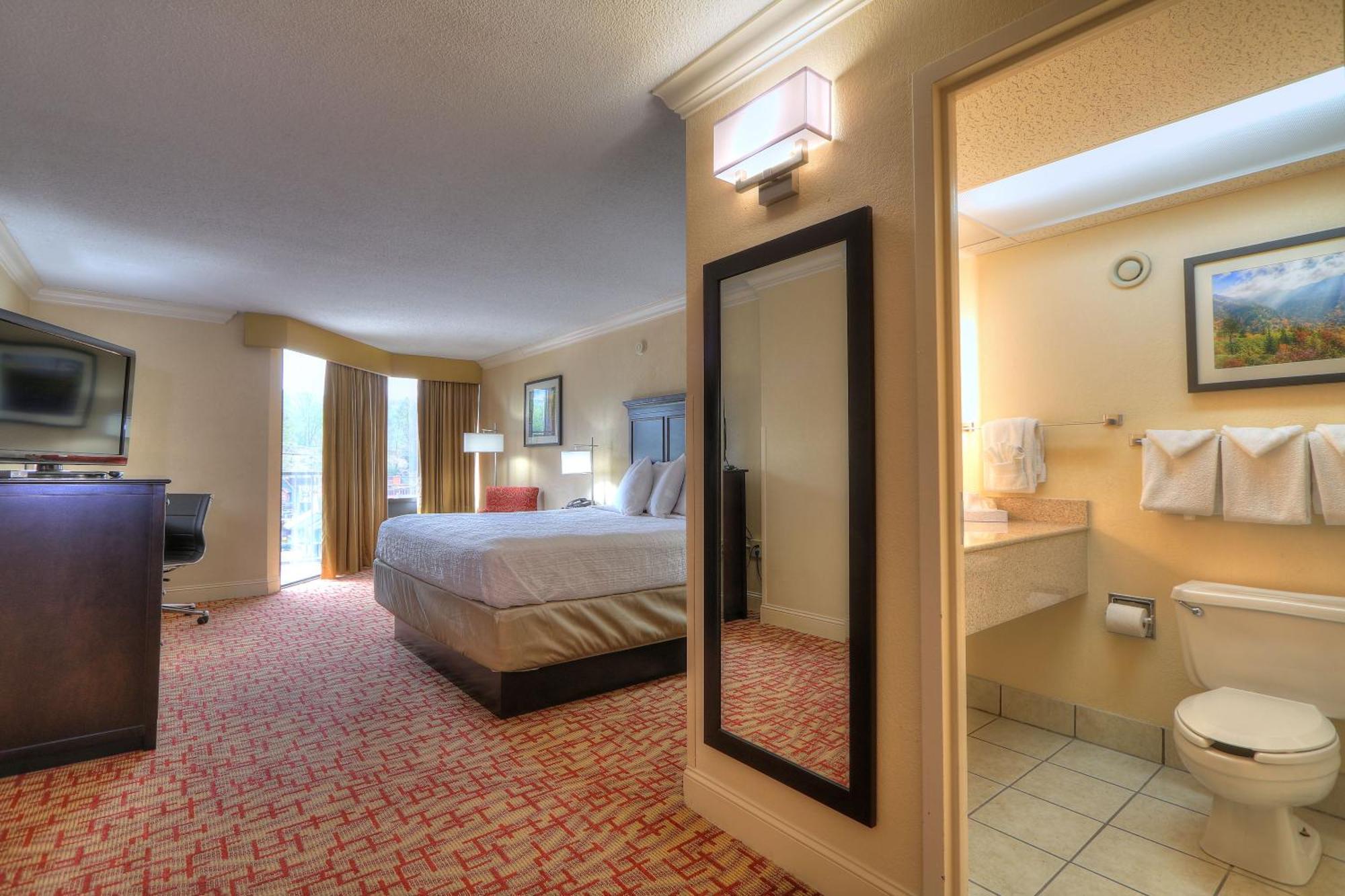 Edgewater And Conference Center Hotel
