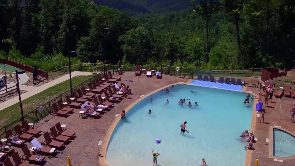 Aparthotel 2br Westgate Sleeps 10 - Smoky Mtn With Free Water Park Gatlinburg