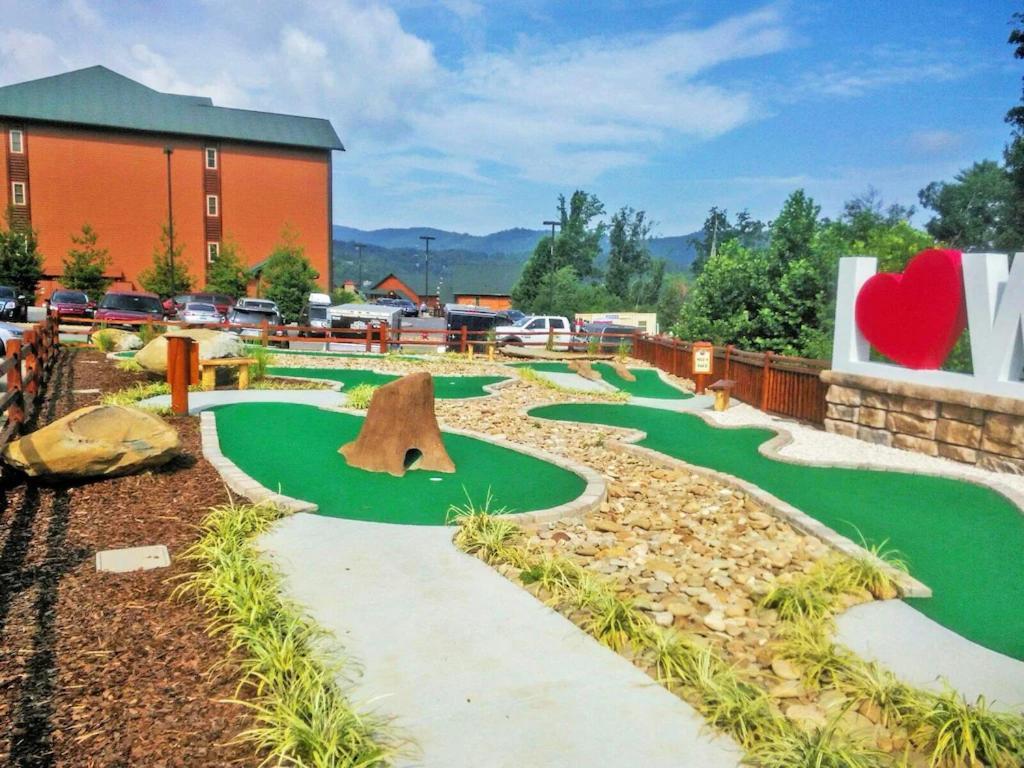 2br Westgate Sleeps 10 - Smoky Mtn With Free Water Park Aparthotel *