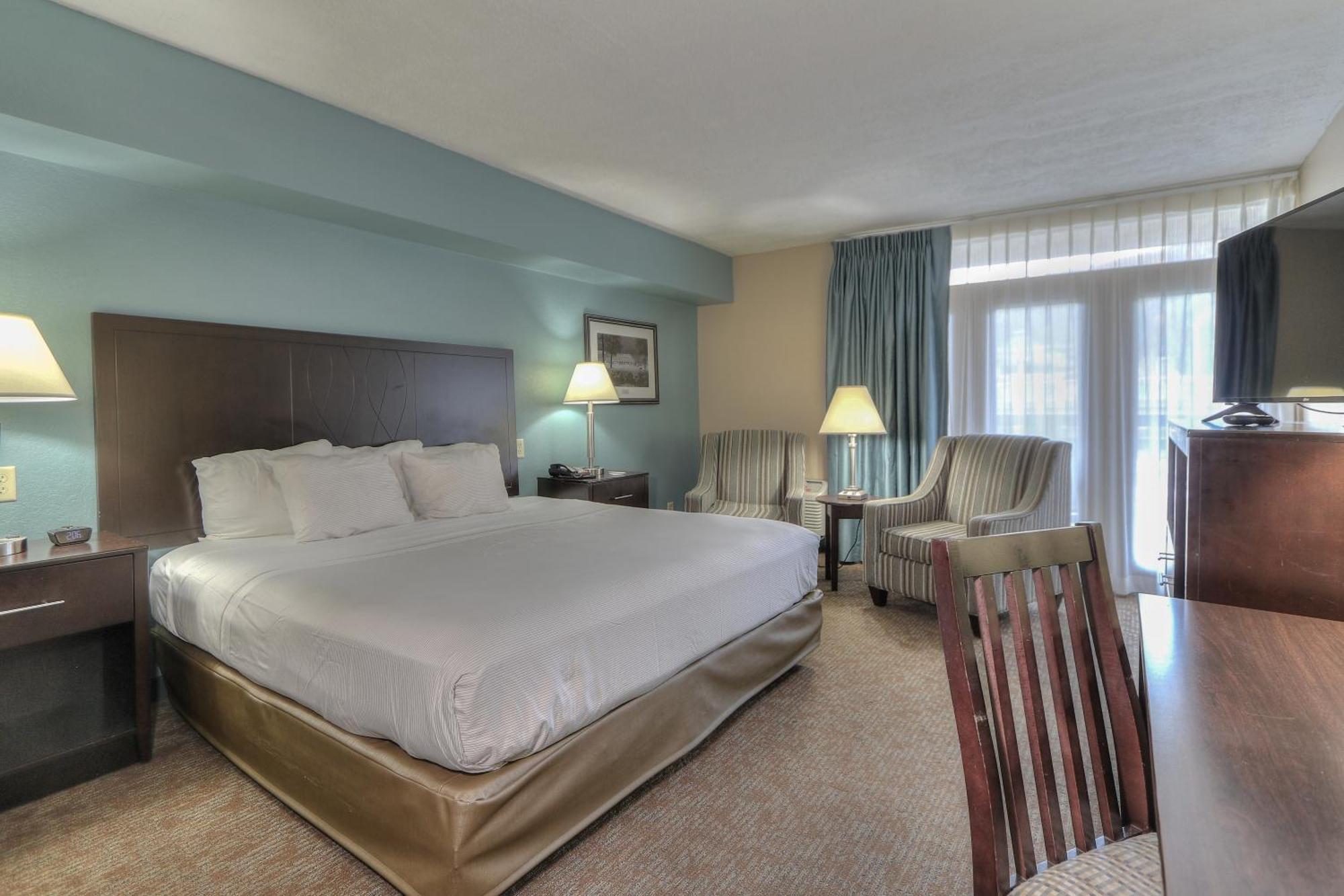 Hotel Greystone On The River 4*