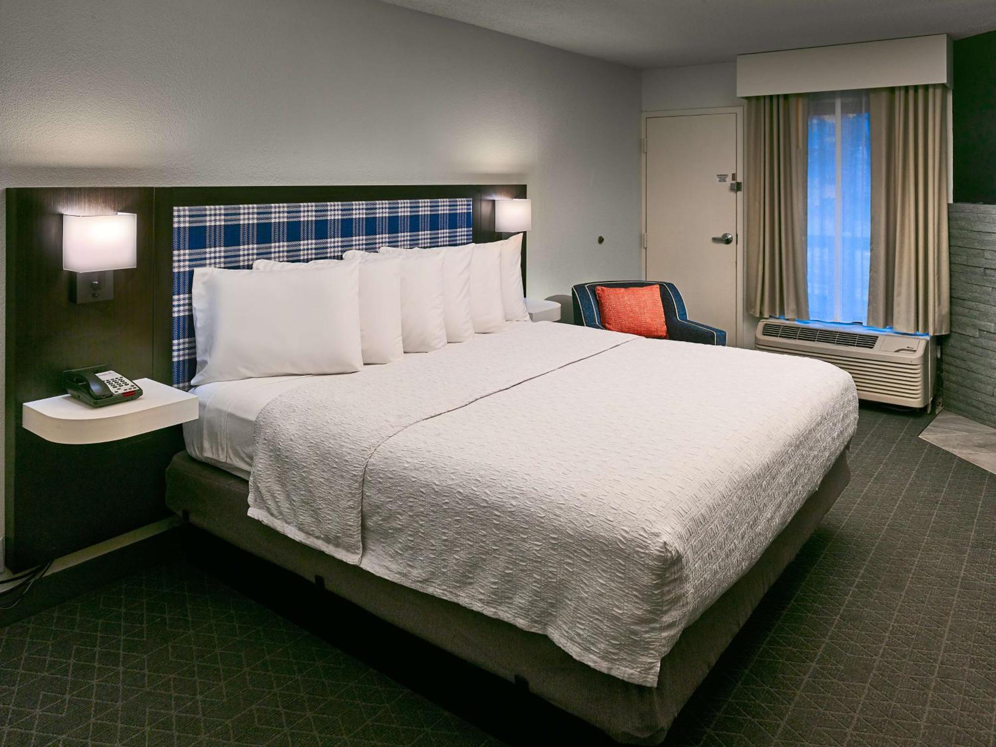 Hampton Hotel