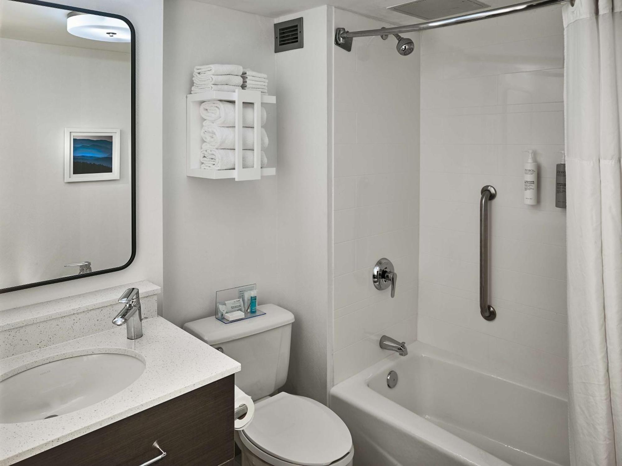 Hampton Hotel 3*